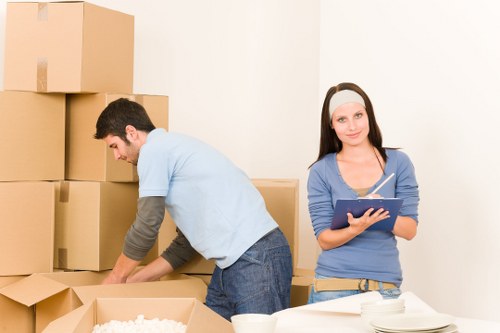 Unpacking service helping a home settle in quickly in Merton